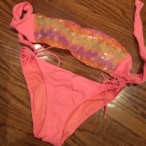 Victoria’s Secret bikini  summer swimsuit - Picture 2 of 4